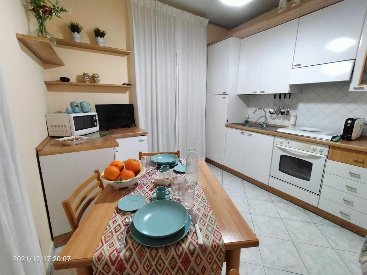 Beatrice Apartment con 1camera da letto, un soggiorno cucina e bagno Scordia Esterno foto
