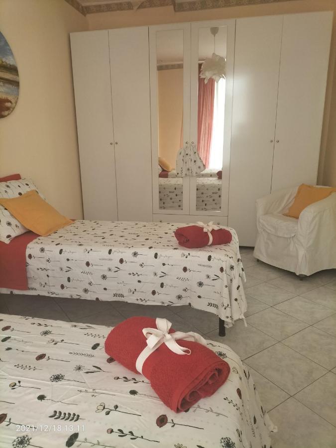 Beatrice Apartment con 1camera da letto, un soggiorno cucina e bagno Scordia Esterno foto