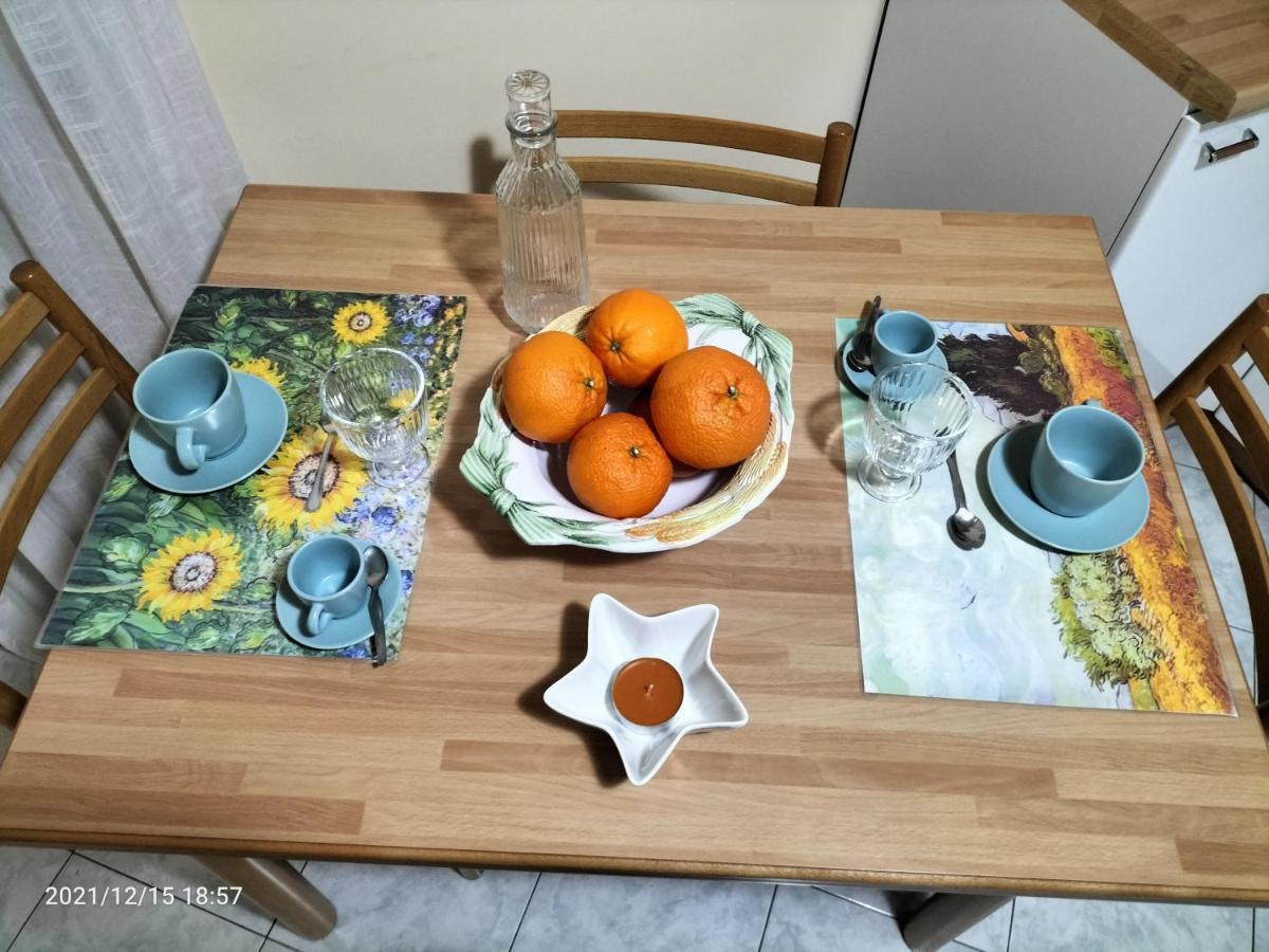 Beatrice Apartment con 1camera da letto, un soggiorno cucina e bagno Scordia Esterno foto